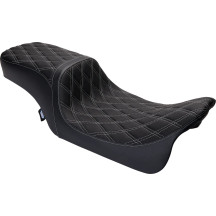 Performance Predator 2-Up Seat — 76 cm (30"), driver width 30 cm (11-3/4"), rear width 23 cm (9"), Black, Silver
