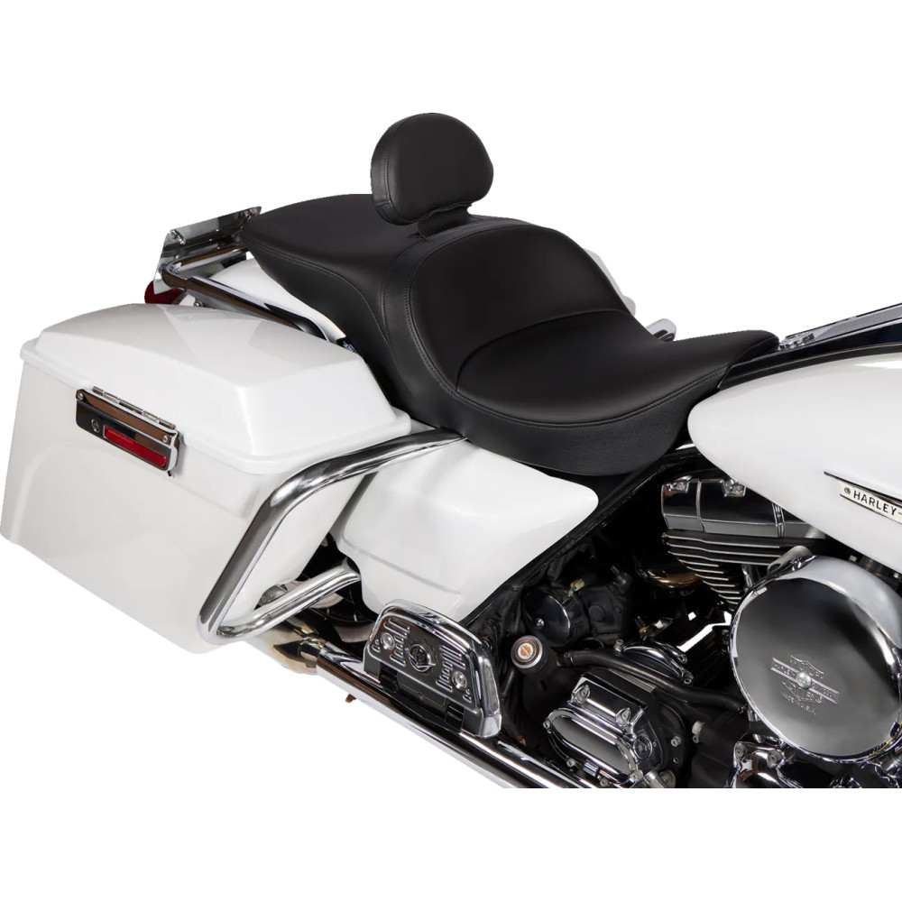 Freedom Touring Seat — 38 cm (15 in) driver width, 77.5 cm (30.5 in) length, Black