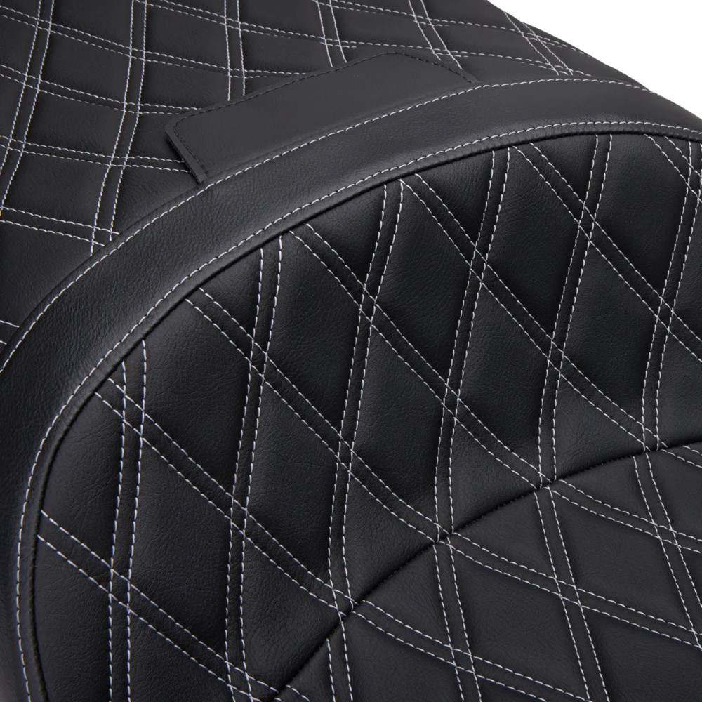 Asiento Freedom Touring — 77.5 cm (30-1/2") de largo, 38 cm (15") ancho del conductor, Negro