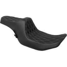 Predator III Seat — 76 cm (30\") length, 15 cm (6\") rear width, 2-up