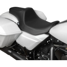 Predator III Seat — 76 cm (30\"), 30.5 cm (12\") driver, 15 cm (6\") rear, Black