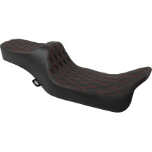 Asiento Predator III de alcance extendido — 30.5" de largo total, 11.5" de ancho del conductor, Negro