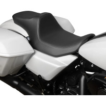Predator III Seat — 75 cm (29-1/2") length, 30.5 cm (12") driver width, Black