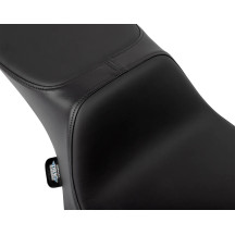 Asiento Performance Predator 2-Up con alcance extendido — 29-1/2" largo, 12" ancho del conductor, Negro