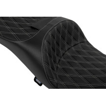Extended Reach Freedom Touring Seats — 77.5 cm (30-1/2") length, 38 cm (15") driver width