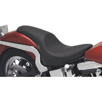 Predator Seat — Black, low profile, 77.5 cm