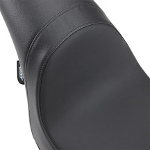 Predator Seat — Black, 1" lower than stock, 73.5 cm (29")