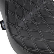 Predator III Seat — Black, 66 cm (26") overall length, fits most Harley-Davidson sissy bars