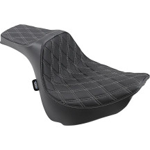 Predator III Seat — Black, 66 cm (26") overall length, fits most Harley-Davidson sissy bars