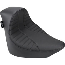 EZ-ON Solo Seat — Black, 56 cm (22") overall length, 35.5 cm (14") driver length, 33 cm (13") width, EZ Mount System