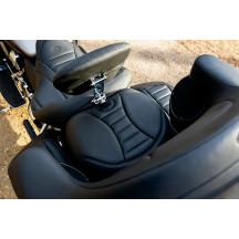 One-Piece Deluxe 2-Up Touring Seat — Black, Driver 44.5 cm × 48.5 cm (17-1/2" × 19"), Overall 78.5 cm (31")