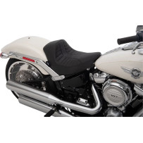 EZ-ON Mount Solo Seat — 51 cm (20") overall, 30.5 cm (12") driver width, Black