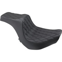 Predator III Seat — 67.5 cm (26-1/2") overall length, Black