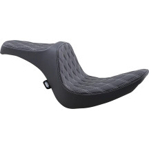 Predator III Seat — 30" overall, 14" driver length, 11.5" driver width