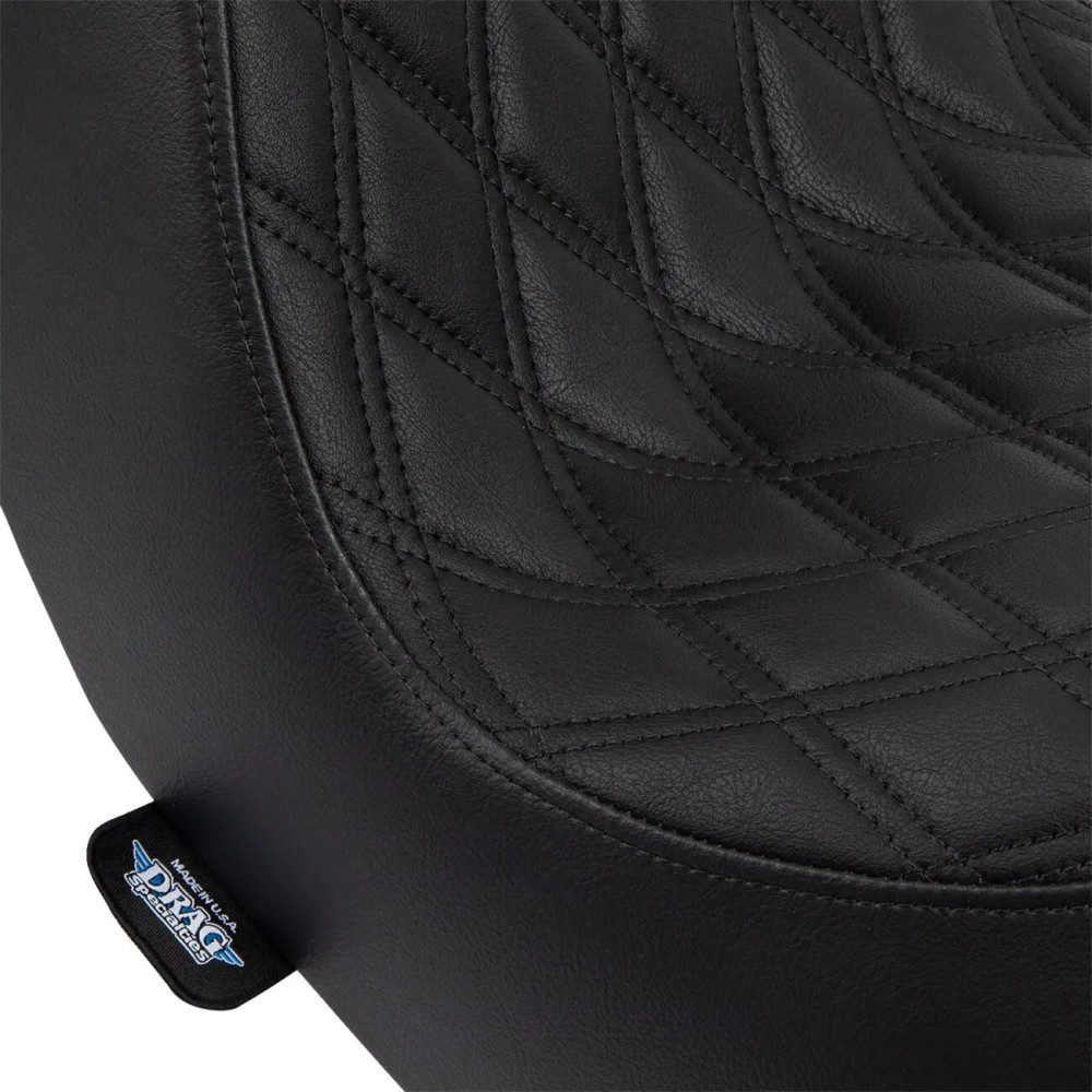 Predator III Seat — 72 cm length, 32 cm driver width, 16 cm rear width, Black