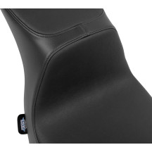 Asiento Performance Predator para 2 — 73.5 cm de largo, 32.5 cm ancho conductor, Negro