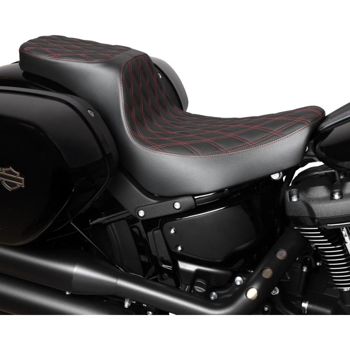 Asiento Performance Predator para 2 — ancho del conductor 32.5 cm (12-3/4"), largo 73.5 cm (29"), Negro
