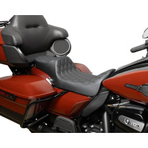 Extended Reach Predator III Seat — 30.5 in length, 11.5 in driver width, 9 in rear width