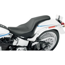 Profiler™ Seat — Overall length 75 cm (29-1/2"), Driver seat width 33 cm (13"), Black