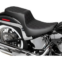 Asiento Performance Predator 2-Up — 12" ancho conductor, 29" largo total, 9" ancho trasero, Negro