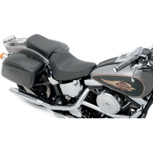 Backrest Compatible Solo Seat — 47 cm overall length, 30.5 cm rider length, 28 cm rider width, Black