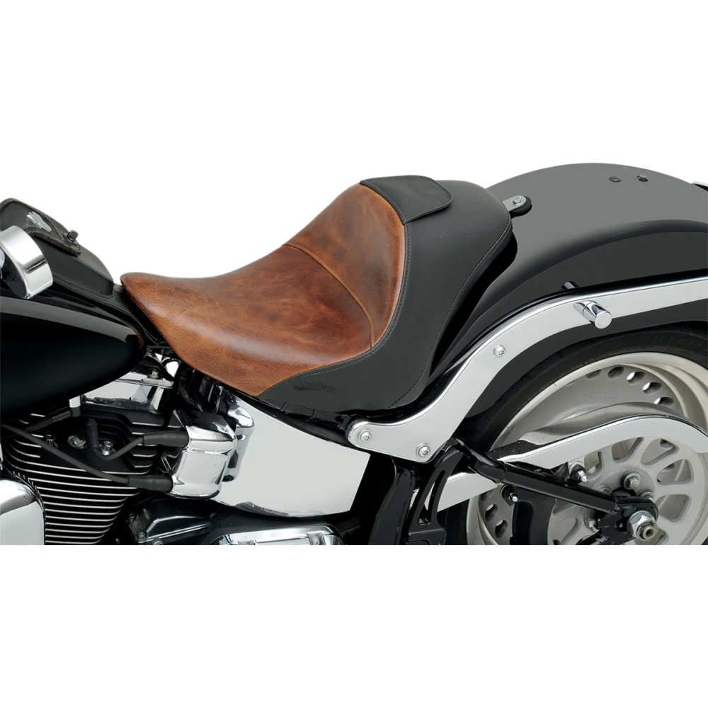 Renegade™ Lariat Leather Solo Seat — 37 cm (14-1/2") length, 32 cm (12-1/2") width, Brown