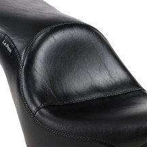 Asiento Maverick — 100,33 cm (39-1/2") total, 42 cm (16-1/2") longitud del conductor, Negro