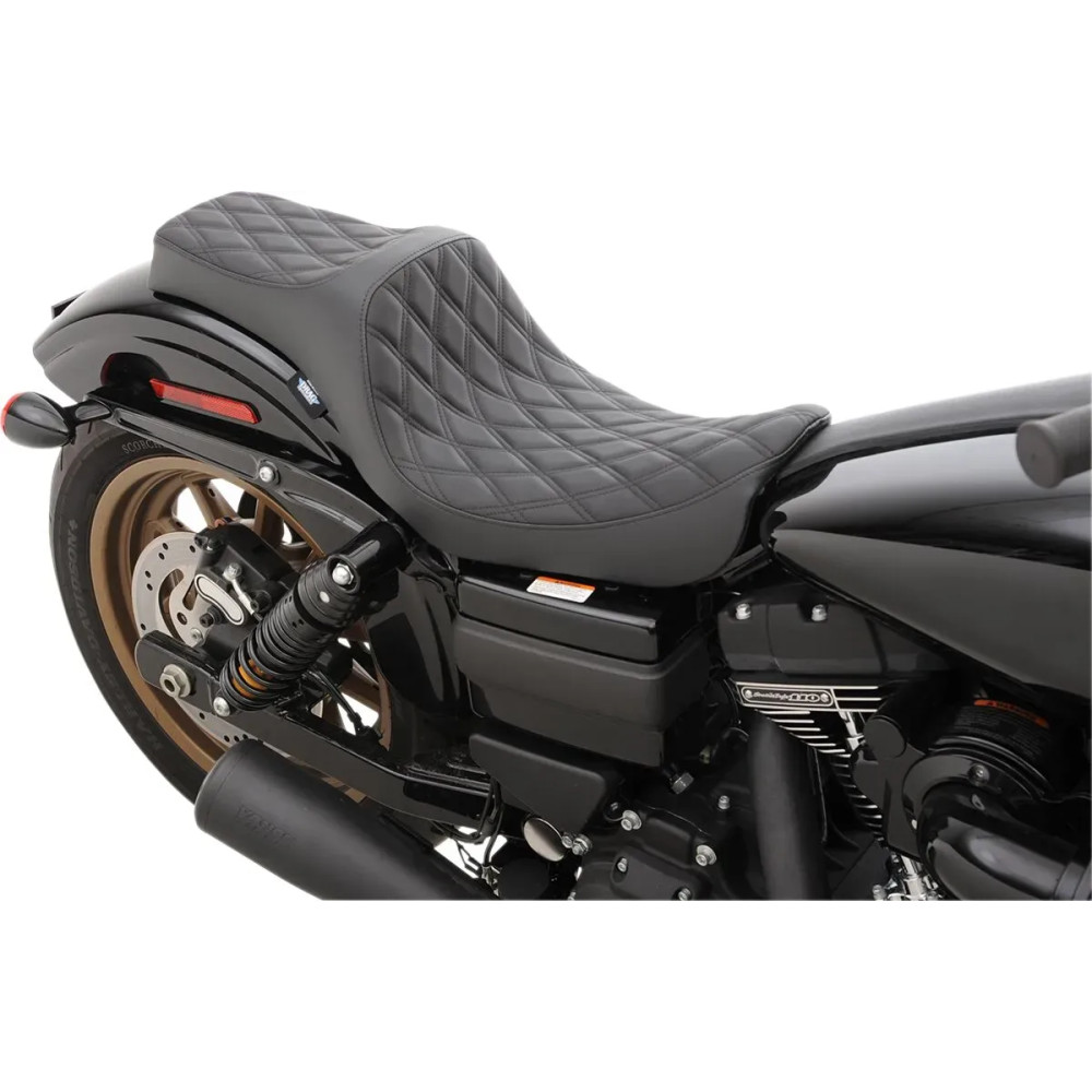 Predator III Seat — Black, 30" overall, 13-1/2" driver length, fits Drag and most Harley-Davidson sissy bars