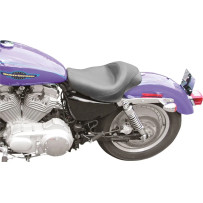 Solo Seat — 51 cm (20") overall, fits 17 L tank, black