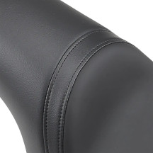 Asiento Predator — 68,5 cm total, 28 cm ancho, Negro