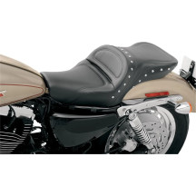 Explorer Special Seat — Overall length 67.5 cm (26-5/8"), fits 17 L (4.5 US gal.), Black, Studded