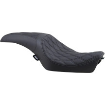 Predator Seat — Black, 68.5 cm (27 in), 1 in lower than stock, fits Drag sissy bars