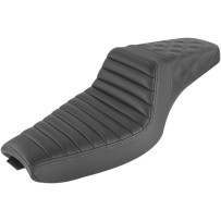 Step-Up Seat — Black, 66 cm (26"), 2-up, fits standard tank