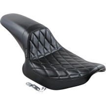 Asiento Daytona Sport — 75 cm (29-1/2") longitud total, 43 cm (17") largo del conductor, 28,5 cm (11-1/4") ancho del conductor