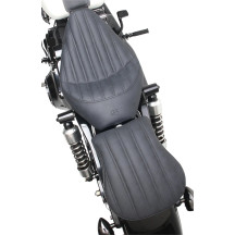 Detachable Pillion — Black, 45 mm H, 25.5 cm L, 23 cm W, Knuckle