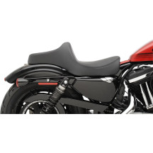 Predator III Seat — 68 cm overall, 28 cm driver width, fits Drag & most Harley‑Davidson sissy bars, Black