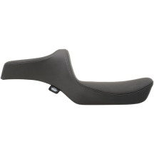 Predator III Seat — 65.5 cm (25-3/4") overall length, Black