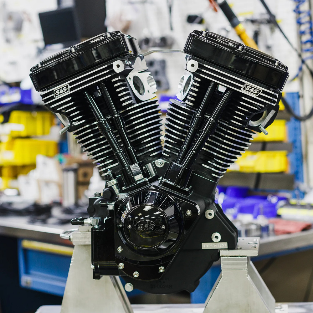 V124 Long Block Engine — 124 in³, 4-1/8
