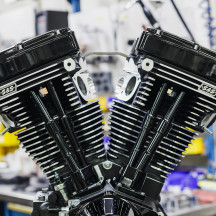 V124 Long Block Engine — 124", 4-1/8" bore, 4-5/8" stroke, 10.8:1, Black