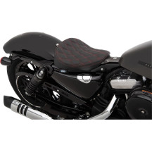 Asiento Solo Bobber — 13.5" total, 10.5" ancho, negro