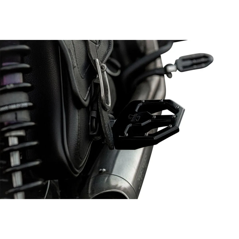 BMX V1 Foot Pegs — 95 mm (3-3/4"), male mount, black