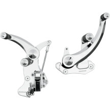 Forward Controls — +152 mm (+6") forward, Chrome