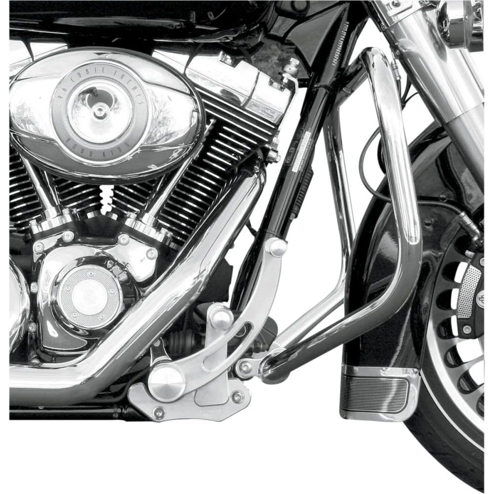 Controles adelantados — +152 mm (+6") hacia adelante, cromado