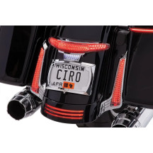 Latitude luz trasera y soporte para matrícula — Compatible con Harley-Davidson®, carcasa cromada, lente ahumado claro