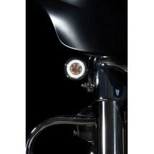 ProBEAM® ámbar/blanco Dynamic Ringz™ — Harley-Davidson®, casquillo JAE, lente ahumada
