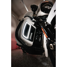 Inserciones de luz ámbar/blanco para carenado inferior — Harley-Davidson®, ámbar y blanco
