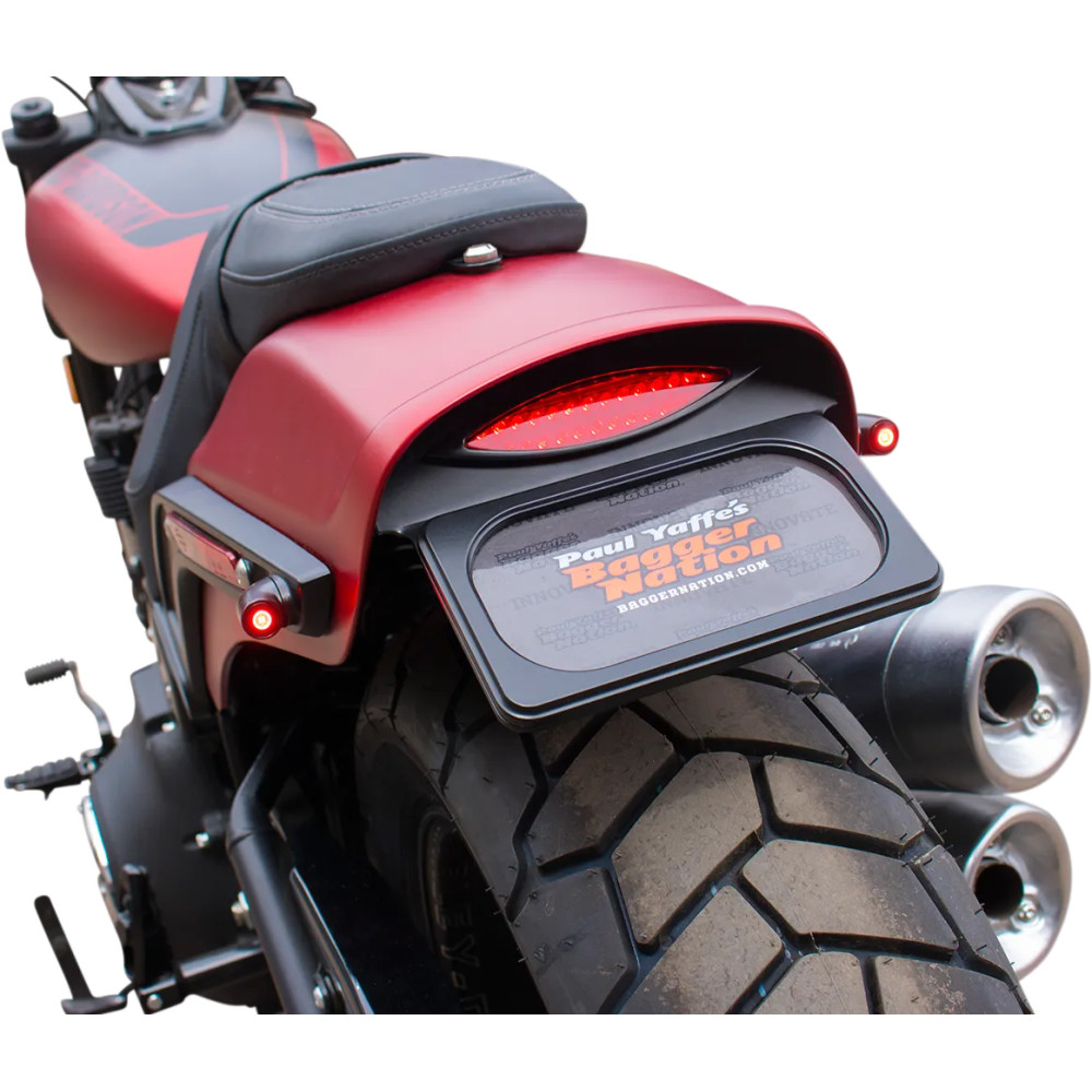 Kit de luz y portaplacas M8 Fat Bob — negro satinado, LED, Bolt-On