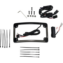 Marco de matrícula LED curvo — curvatura 12°, aluminio negro, horizontal