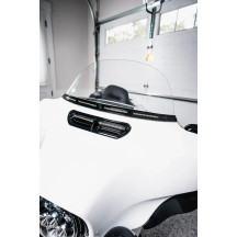 Genesis® 4 Moldura LED dinámica para parabrisas Batwing — LEDs ámbar y blancos, lente ahumada