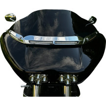 Moldura de parabrisas — Harley-Davidson®, cromo, LED blanco, lente ahumada